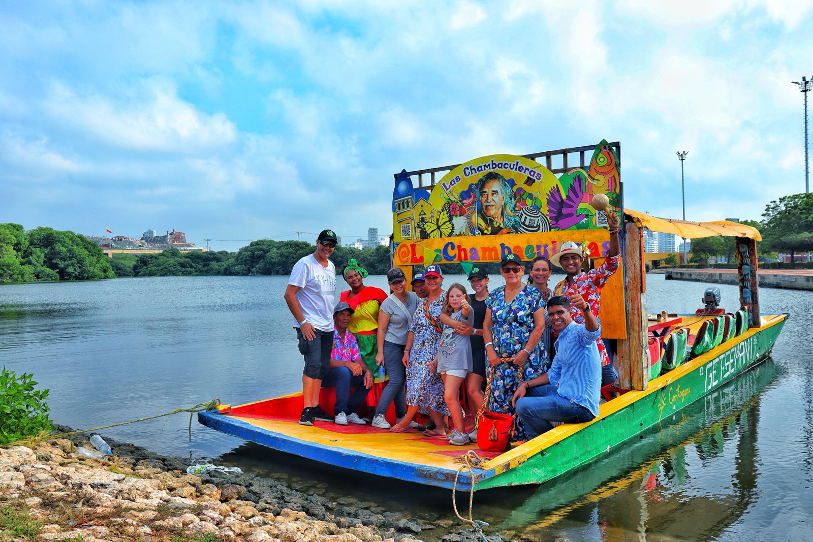 Immersive Chambaculeras tour in Cartagena celebrating local history and culture with Sanfelino Concierge.
