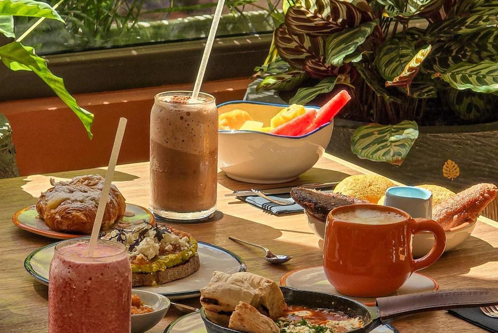 Bespoke morning retreat with curated brunch by Sanfelino Concierge in Cartagena.