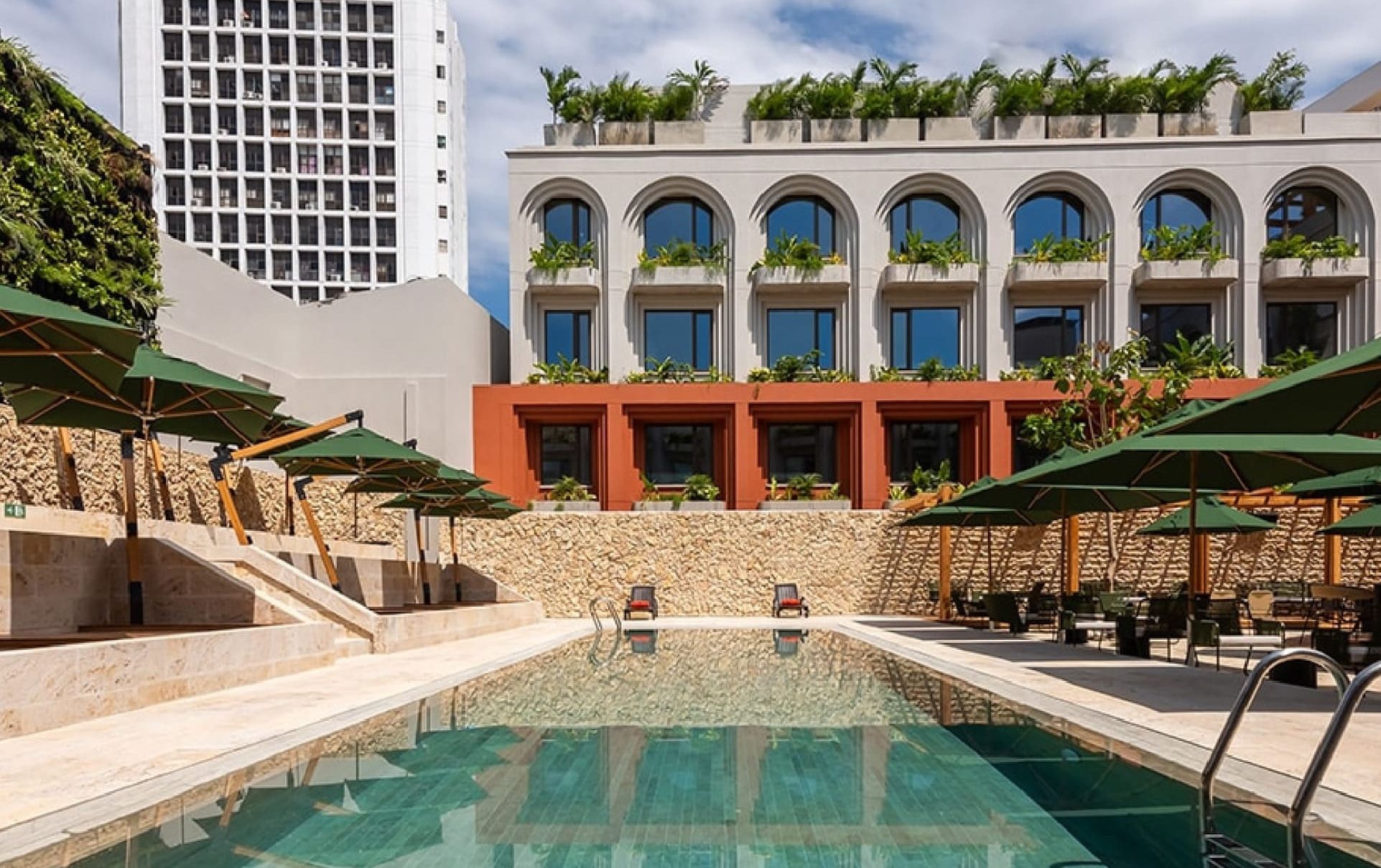 Tailored luxury hotel accommodations in Cartagena arranged by Sanfelino.